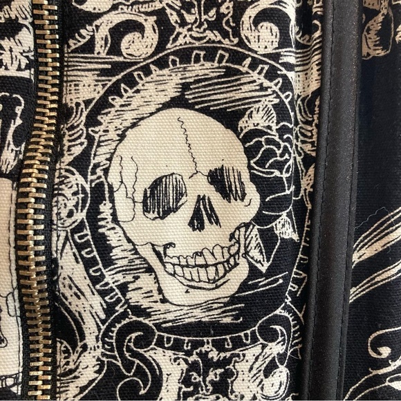 SHIRLEY OF HOLLYWOOD Sz 32 Boning Lace Up Zipper Closure Skull Corset Bustier - Picture 2 of 10